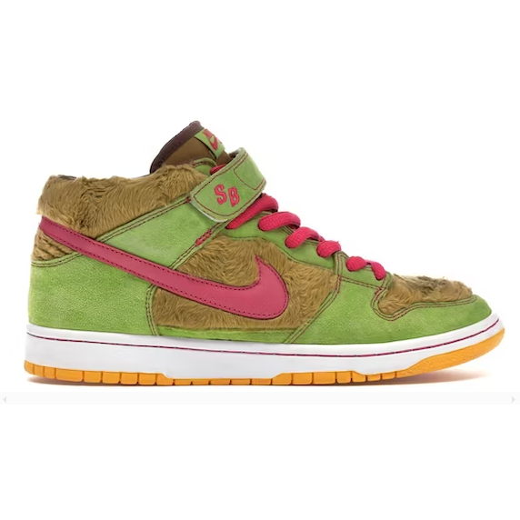 Nike SB Dunk Mid - Mama Bear